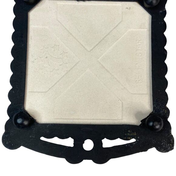 Vintage Currier and Ives Kitchen Cast Iron Tile Trivet "The Old Homestead" Japan - Picture 13 of 14